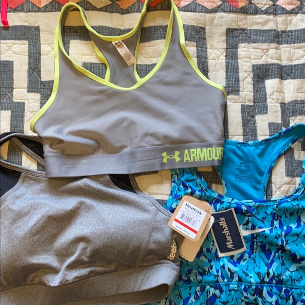 3 sports bras nike